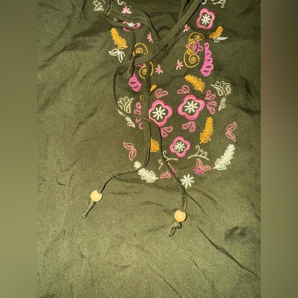 Fig & Flower Anthropologie font tie Embroidered 3/4 Sleeve Top Size PL NWT - Picture 8 of 13